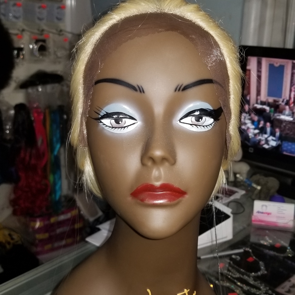 Wigs. - Picture 2 of 3
